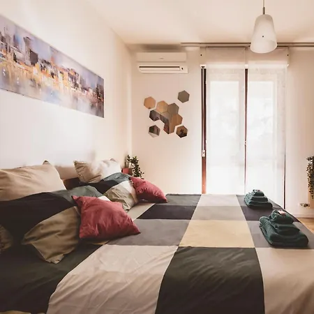 Casa Zoe 2 * Parma
